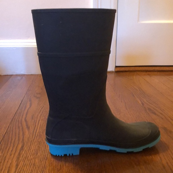 L.L BEAN Rainboots - Picture 4 of 5
